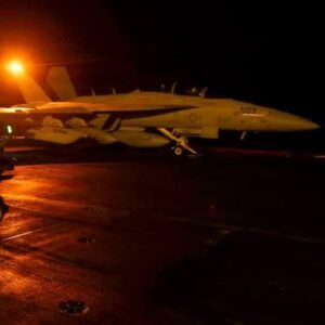 ഖാർഗ് ലക്ഷ്യമിട്ട് ട്രംപ്; ഇറാന് കടുത്ത തിരിച്ചടി നൽകാൻ അമേരിക്ക