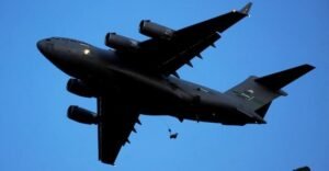 യുദ്ധസജ്ജമായി യുഎസ്; ഇസ്രയേലിലേക്ക് വമ്പൻ വിമാനങ്ങളുടെ പ്രവാഹം
